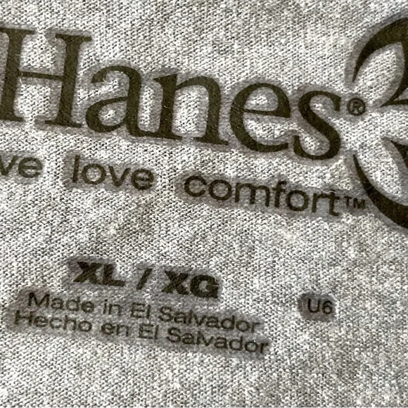 Hanes Women's V-Neck Tee Size X-Large - Picture 3 of 6